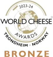 Medalla de Bronce en los World Cheese Awards 2023 para el queso ahumado Cerréu, Tresviso, Cantabria.